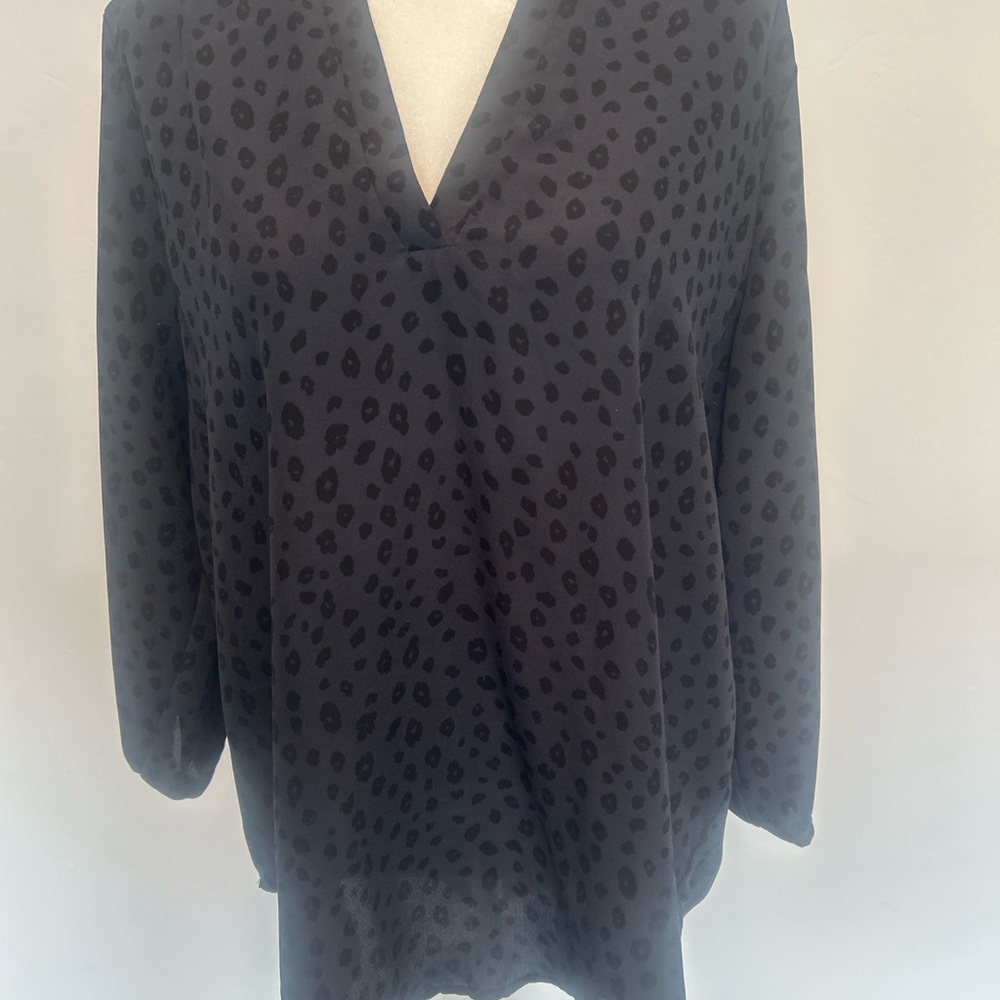 Lush‎ Black Leopard Print Long Sleeve V Neck Tunic Blouse Top